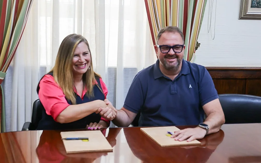 La Asociación de la Prensa de Mérida y el Ayuntamiento refuerzan su colaboración con la firma de un convenio